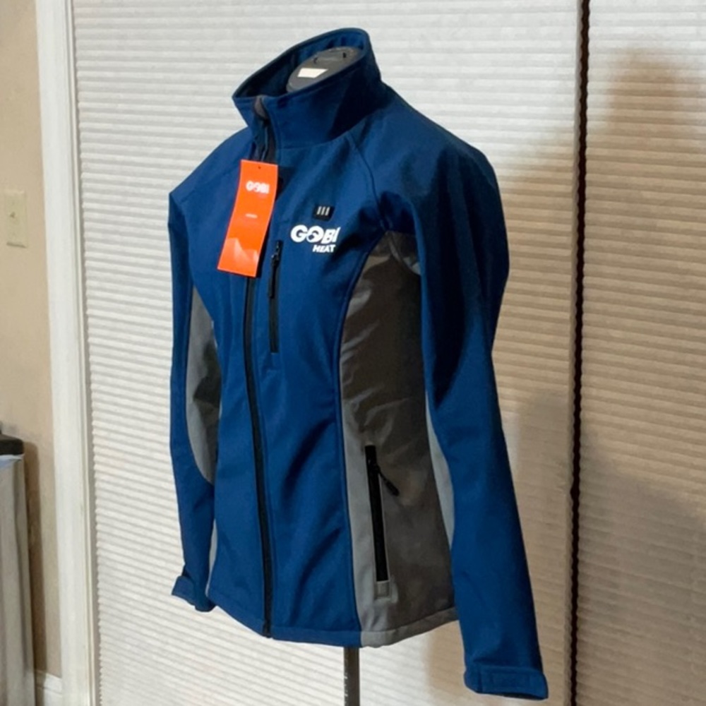 GOBI Sahara heated jacket. 3 heat zones. Rechargeable. Women’s Size L Fits M.